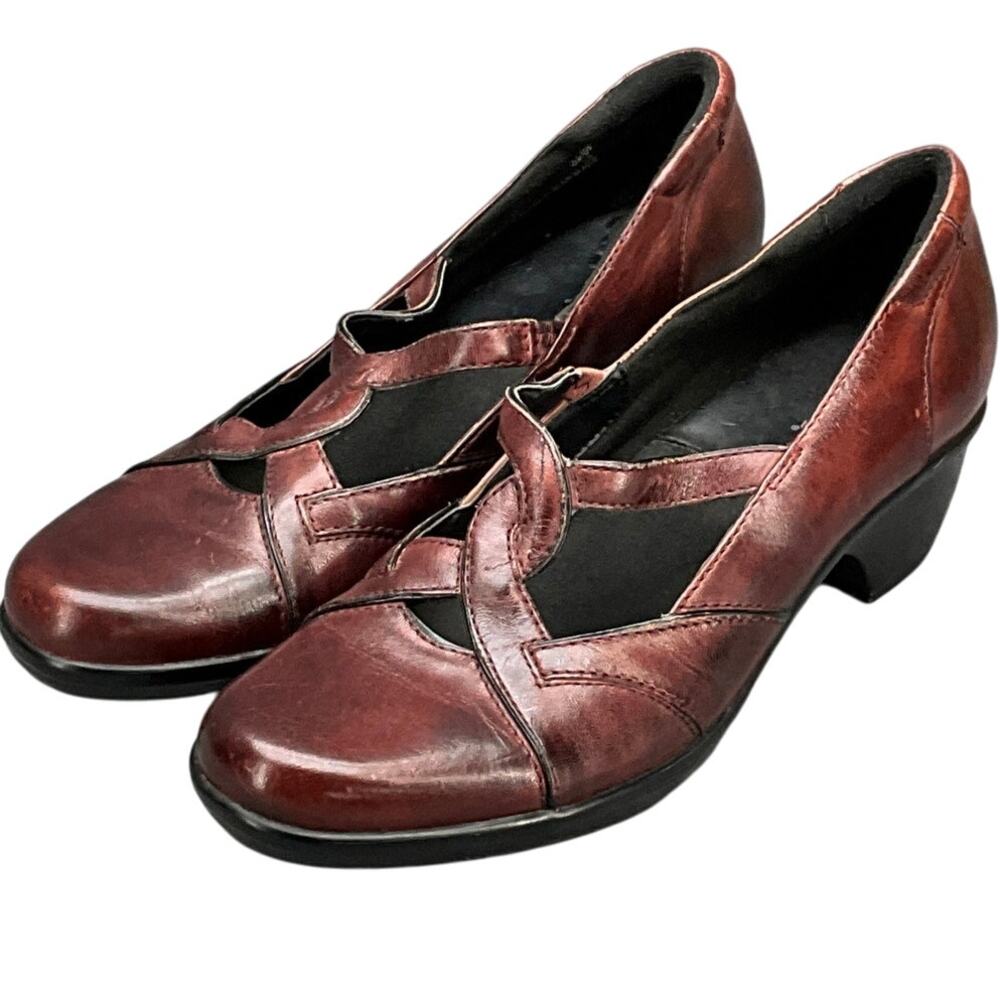 Clarks Burgundy Leather Comfort Slip On 2" Block Heel Dress Shoe Women 8.5
